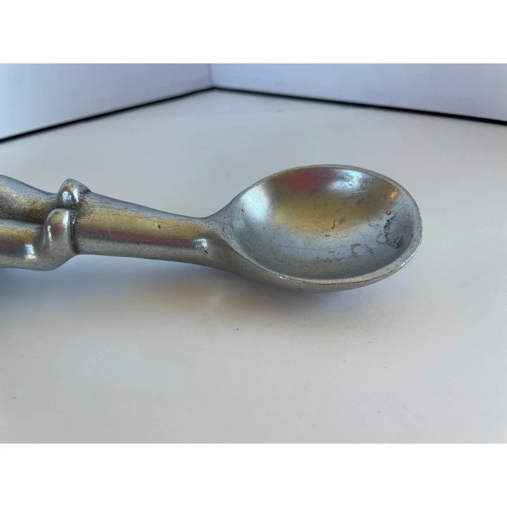 Mariposa Ice Cream Scoop Silver Good Vintage 1990 Figural Rabbit Bunny Handle